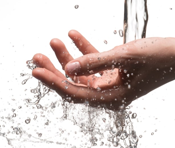 نقش آب و وظایف آب سالم در بدن انسان