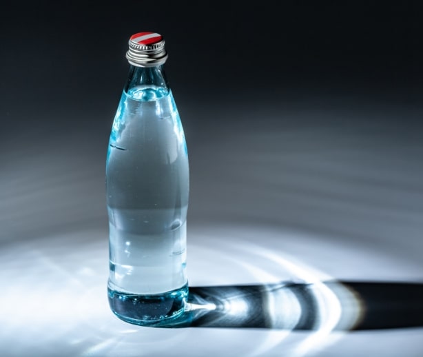 دستگاه تصفیه آب یا آب معدنی ؟ 6 دلیل برای استفاده نکردن از آب بطری